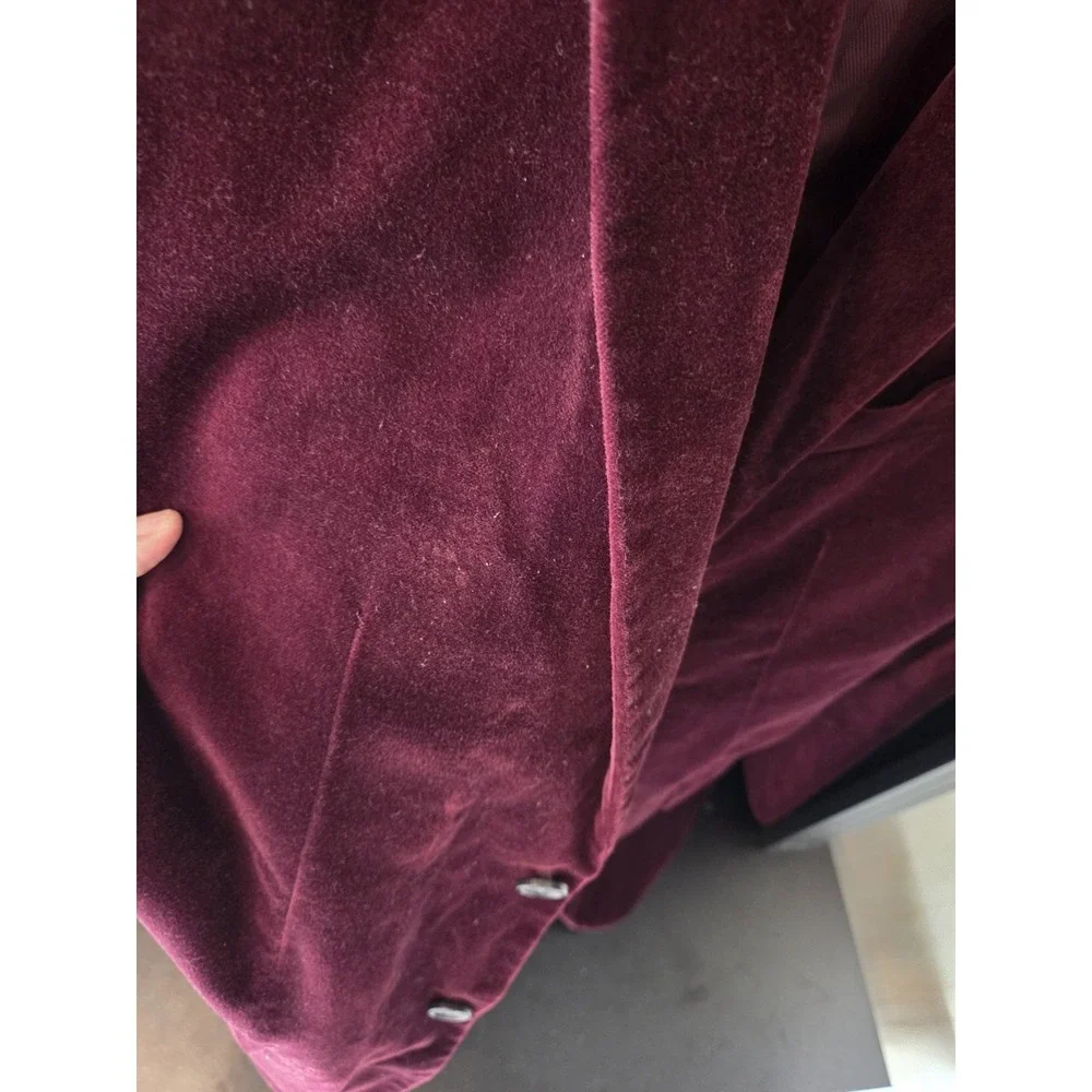 Banana Republic Tailored Fit 40 Burgundy Velvet Blazer